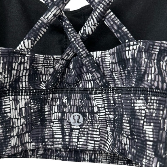 NWT Lululemon Energy Longline Bra in Lino Slide Alpine White Black Woman’s 4 - Picture 6 of 7